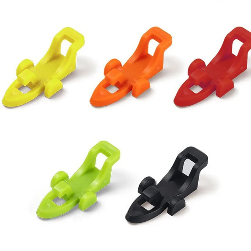 حامل خطاف صيد السمك مع 3 حلقات - مراجعة Fishing Equipment Hook وسعره